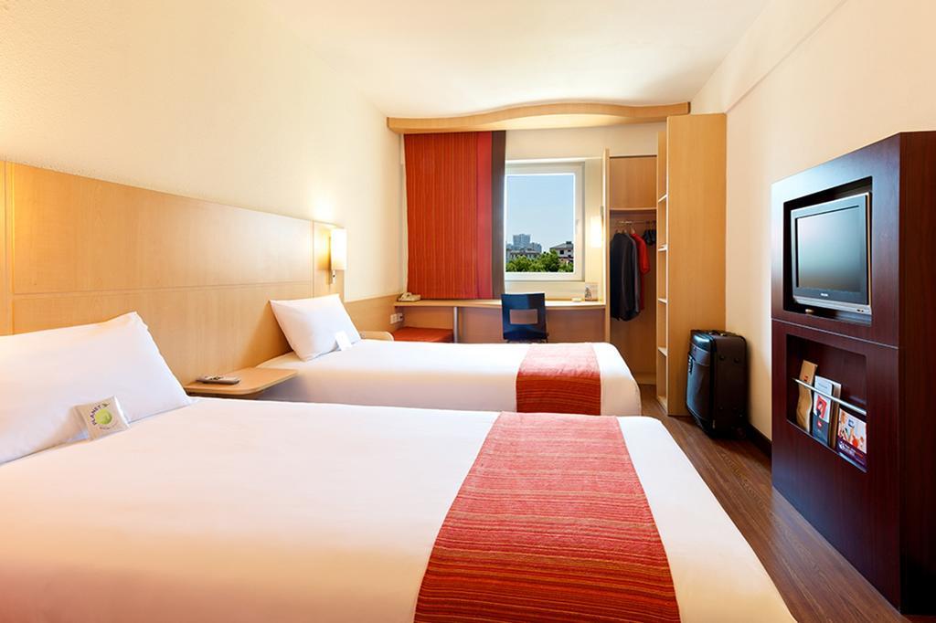 Ibis Leshan City Center Εξωτερικό φωτογραφία