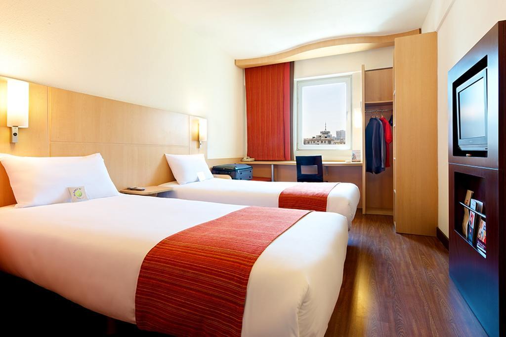 Ibis Leshan City Center Εξωτερικό φωτογραφία