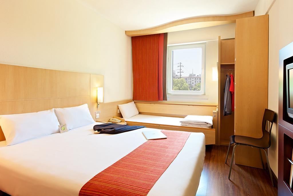 Ibis Leshan City Center Εξωτερικό φωτογραφία