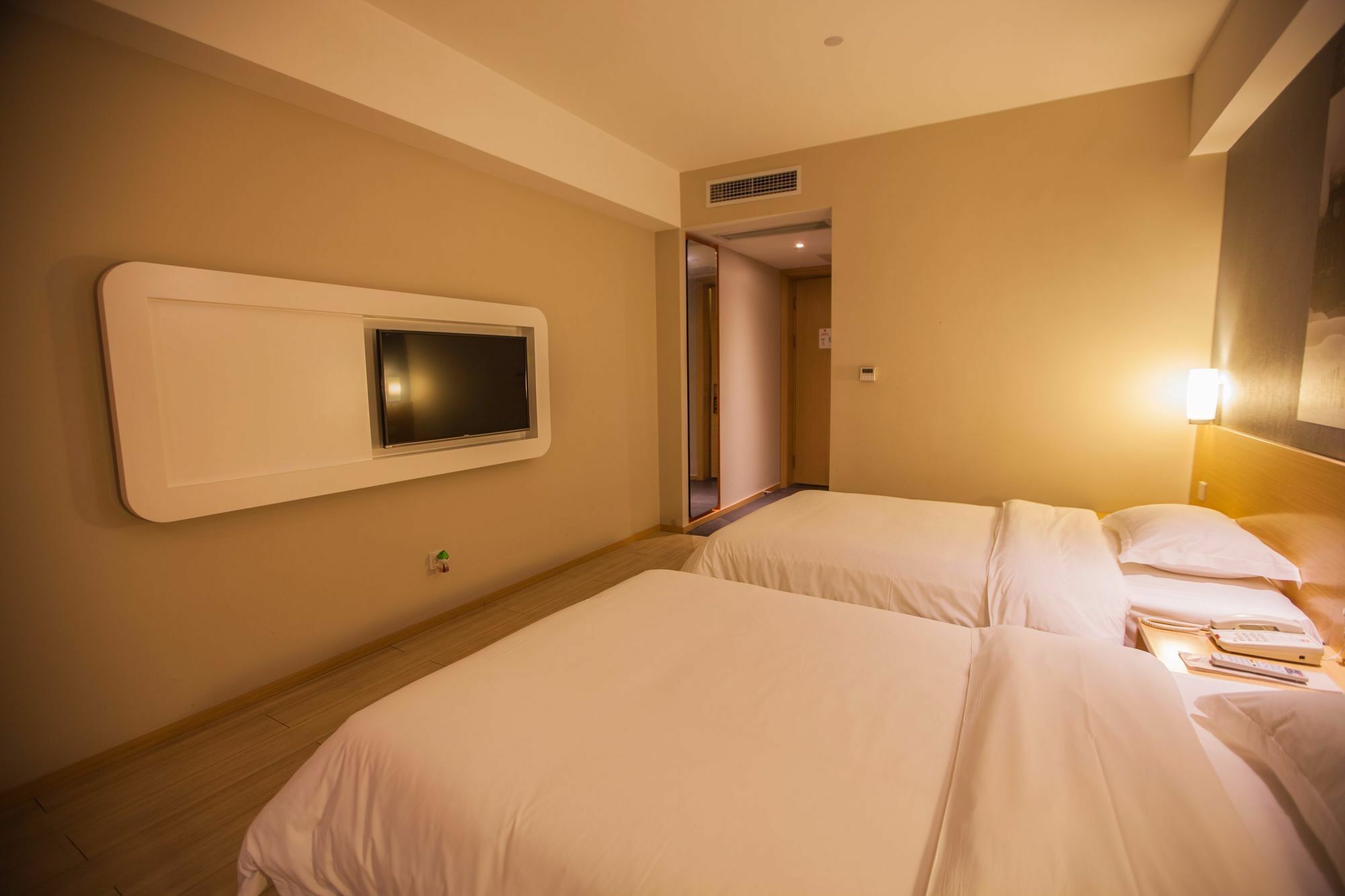 Ibis Leshan City Center Εξωτερικό φωτογραφία